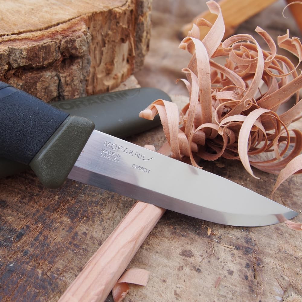 Morakniv Companion Karbonstahlmesser mit fester Klinge, 10,4 cm, Militärgrün — Ansicht 4